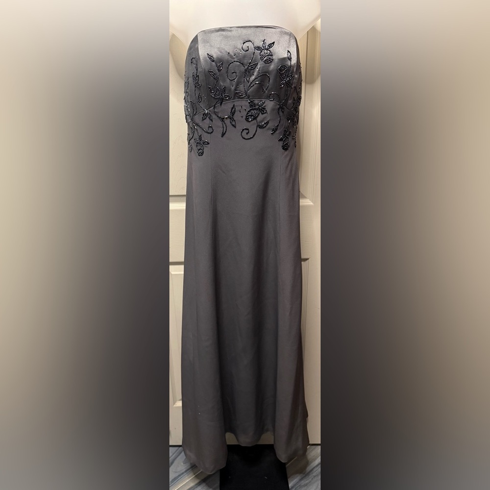 Elegant Sherman’s of Northfield Gray Strapless Bead Embellished Dress